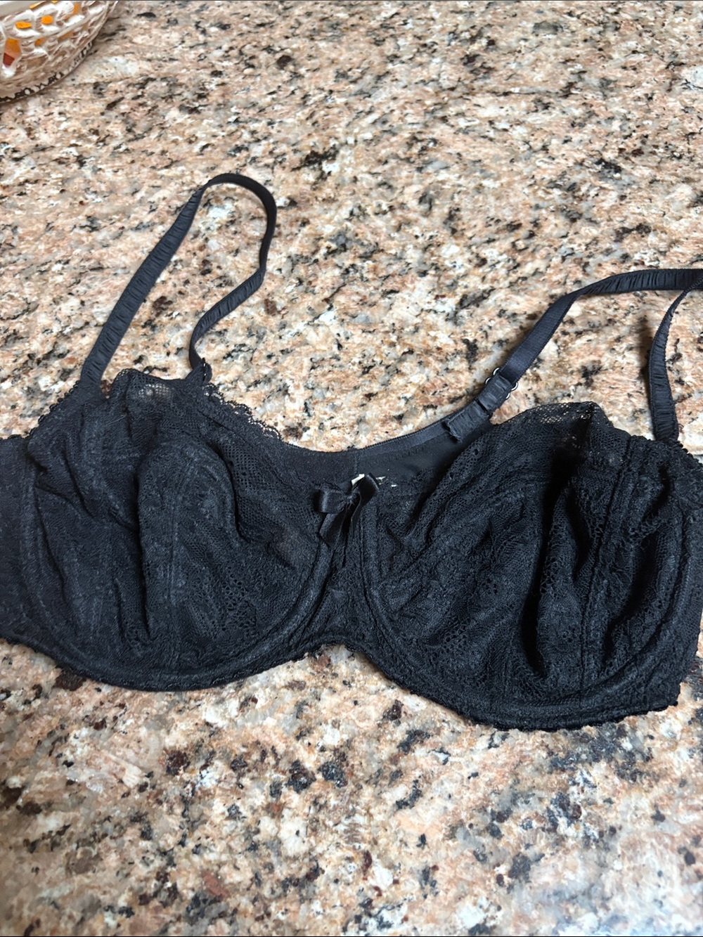 Lace Underwire Bra with Adjustable Straps - Black